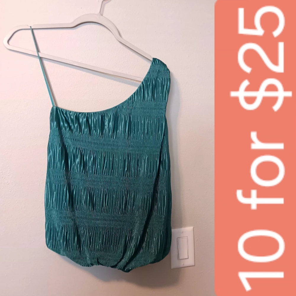 Red One-Shoulder Teal Camisole